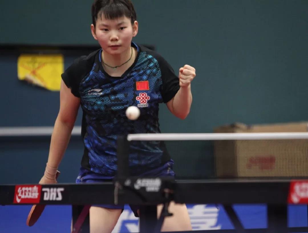 凭借对斯诺 凭借对斯诺