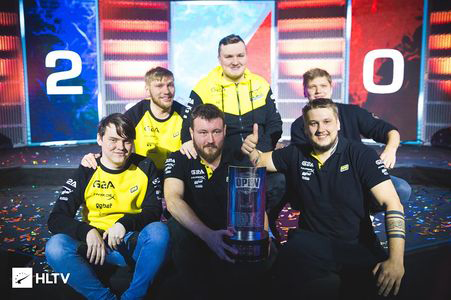 的表现无疑 的表现无疑