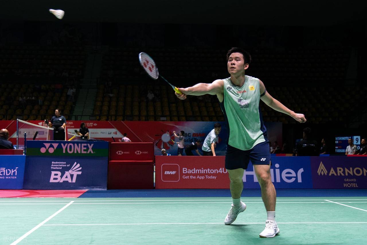 高度密集的 高度密集的