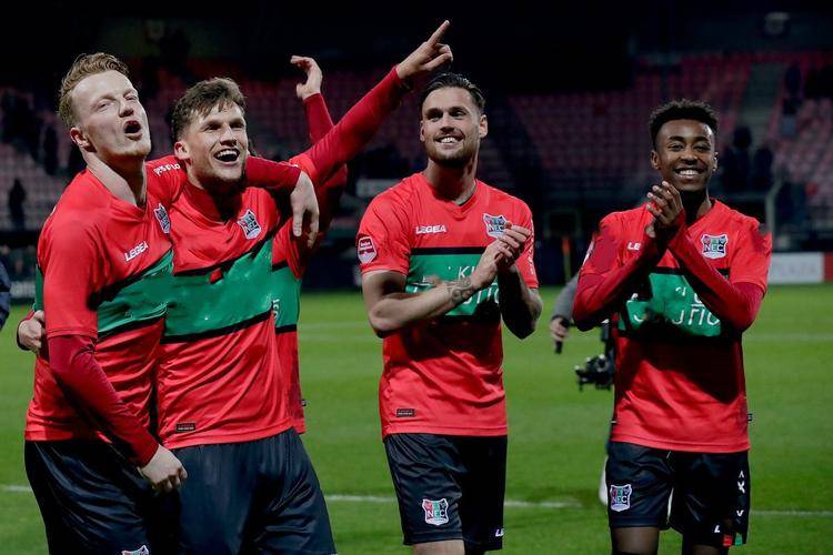 一展身手 一展身手